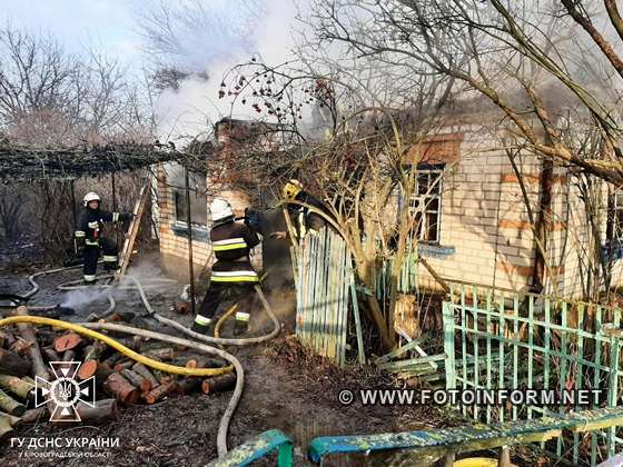 На Кіровоградщині під час ліквідації пожежі виявили тіло чоловіка (ФОТО)